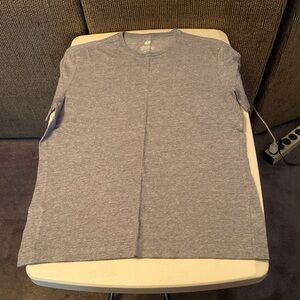H&M Men’s short sleeve T-Shirt. Color: Black/White. Size: S.